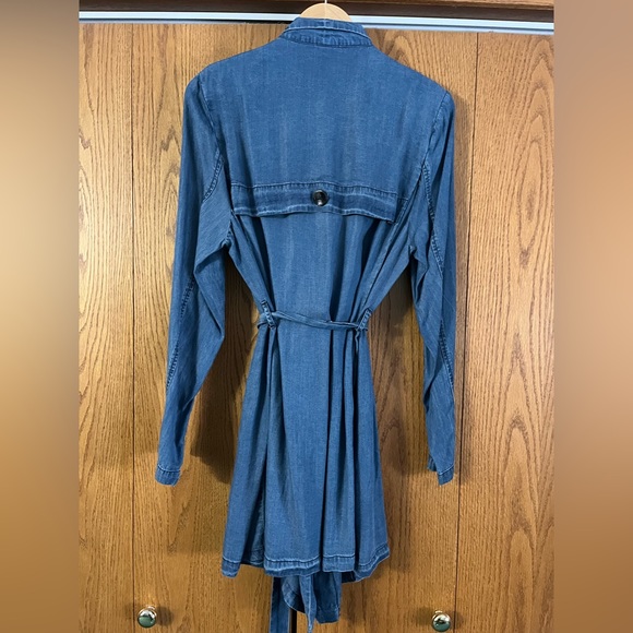 Rebecca Elliot Denim belted wrap dress. Size lg - Picture 2 of 3